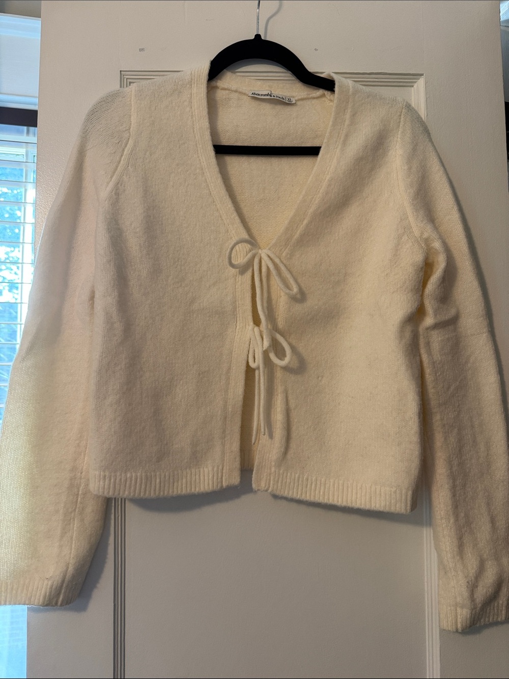 Abercrombie & Fitch Cream Tie-Front Sweater Cardigan